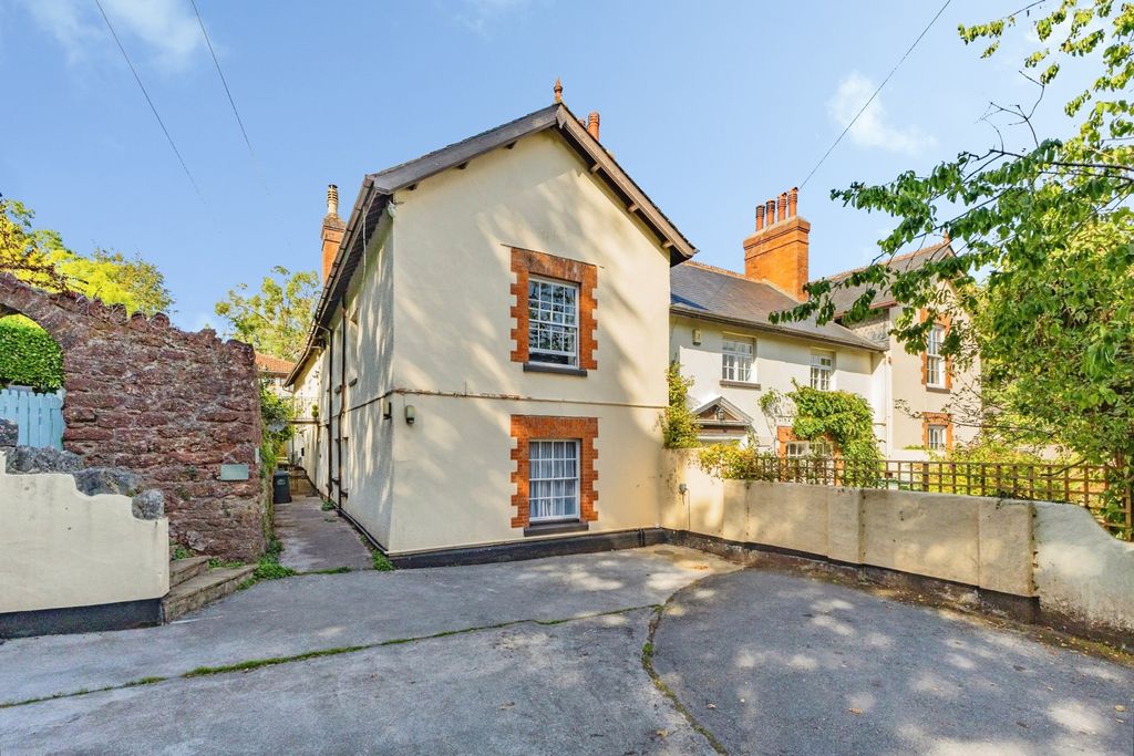 Property photo 1 of 25 Pbox-Img.Jpg