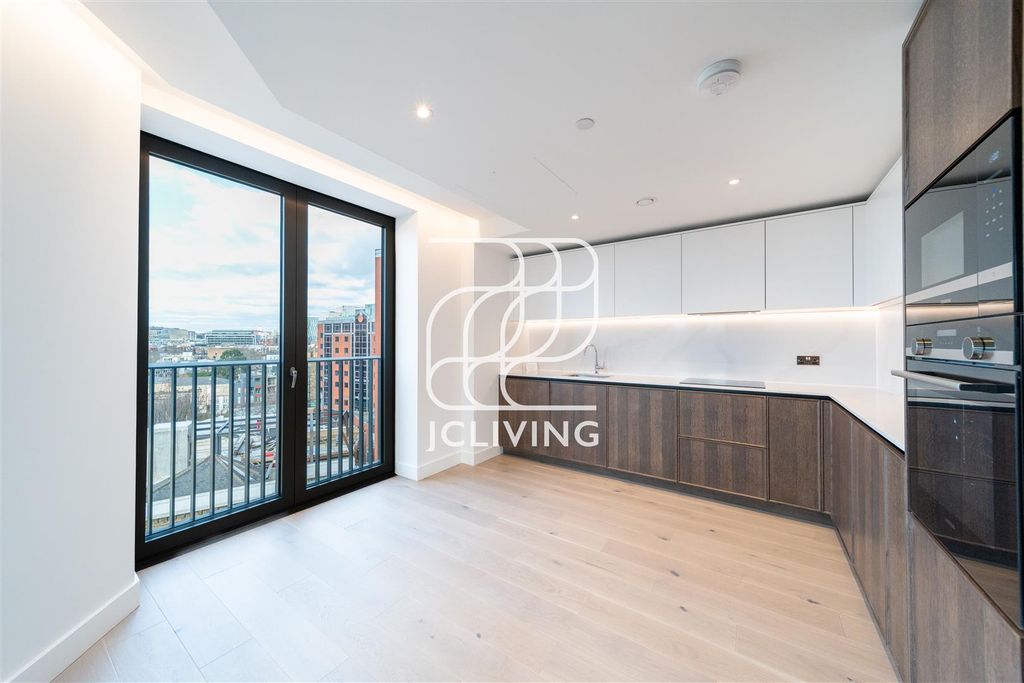 Property photo 2 of 25 Dsc05817.Jpg