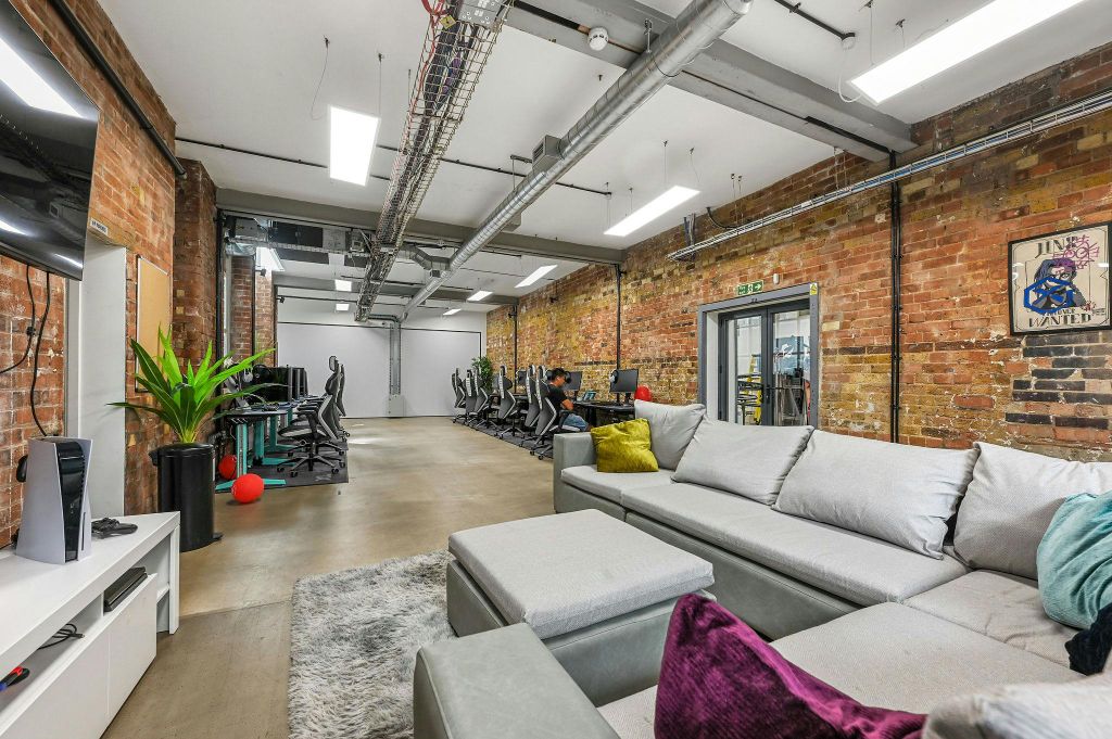 Property photo 3 of 10 Olbc4345Mitchelstreet20.Jpg