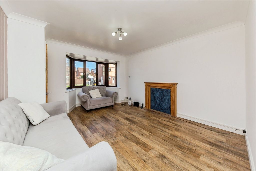 Property photo 2 of 17 Picture No. 02