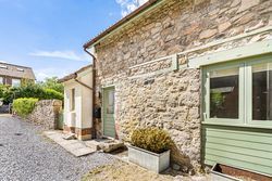 Property photo 2 of 16 Img_25476_6_Small