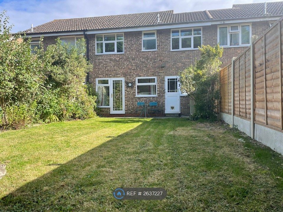 Property photo 3 of 19 Back Garden