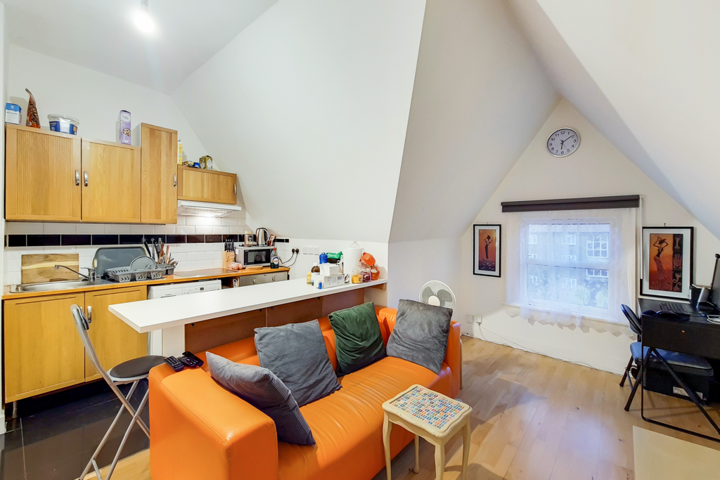 Property photo 3 of 10