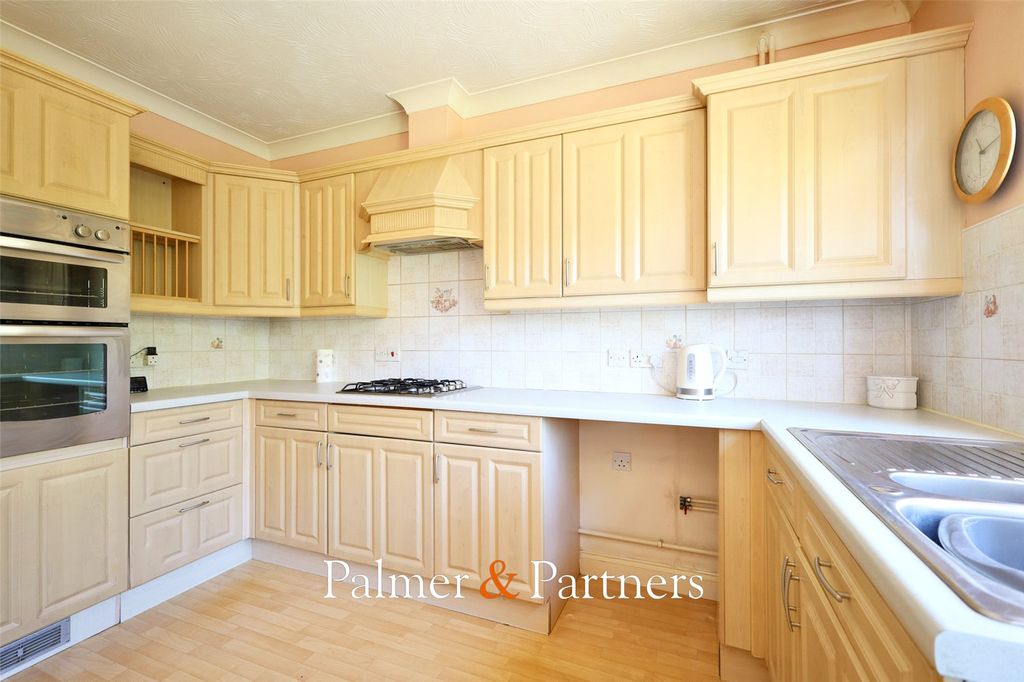 Property photo 2 of 18 Picture No. 06