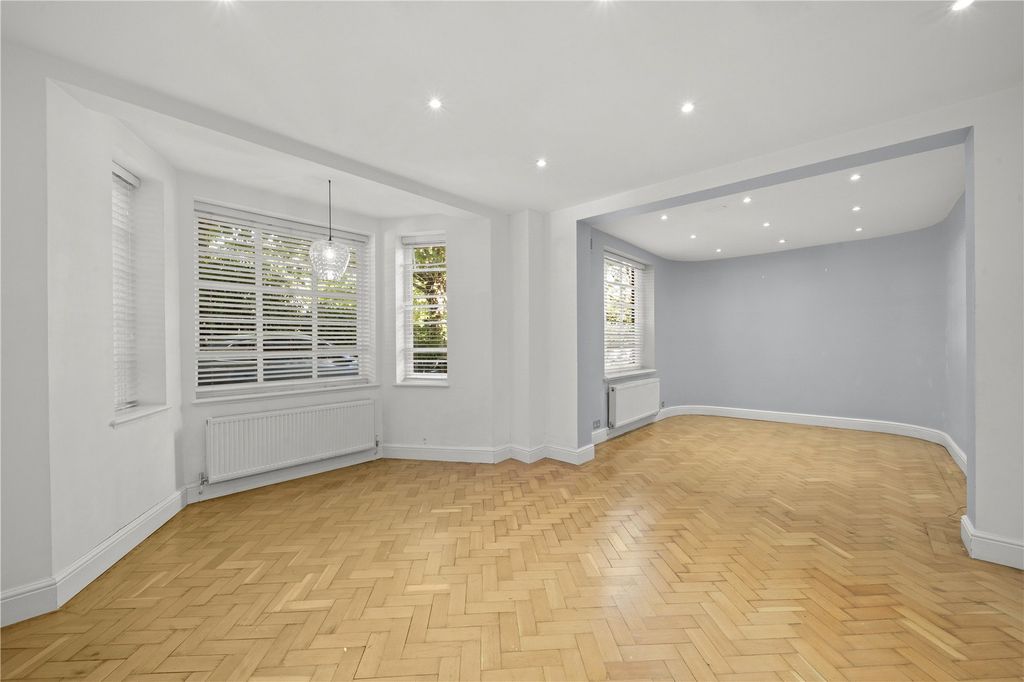 Property photo 1 of 16 Picture No. 04