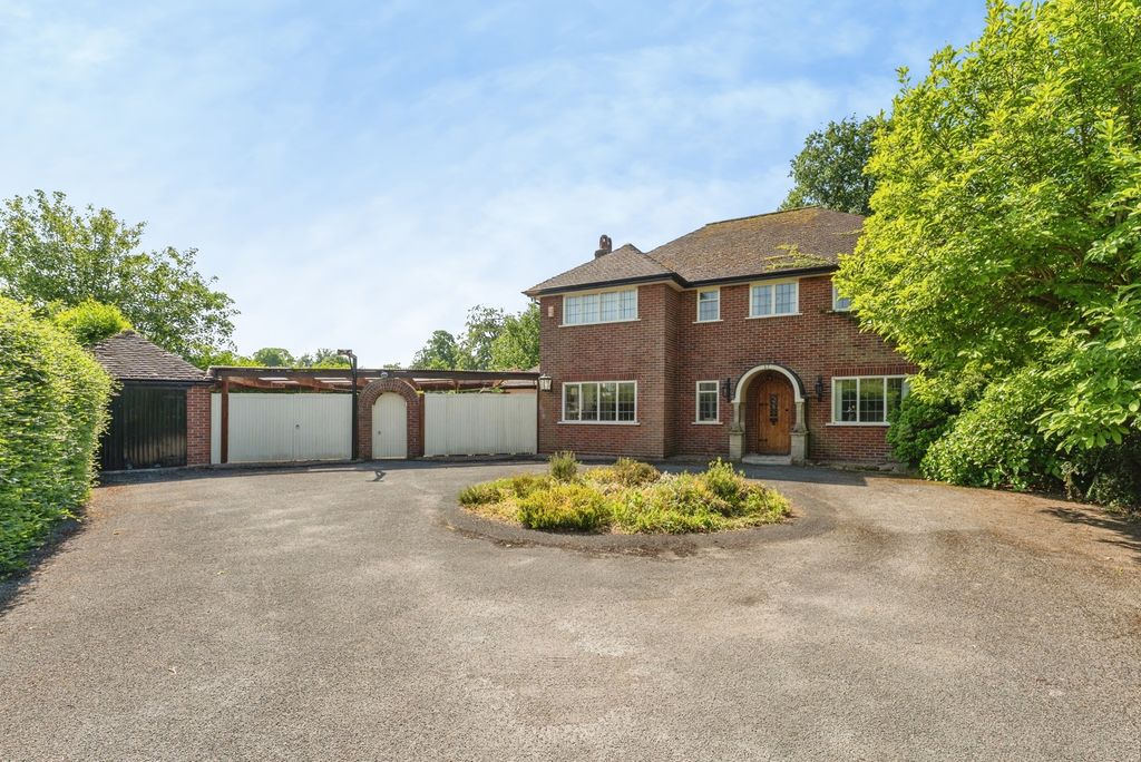 Property photo 1 of 46 Front