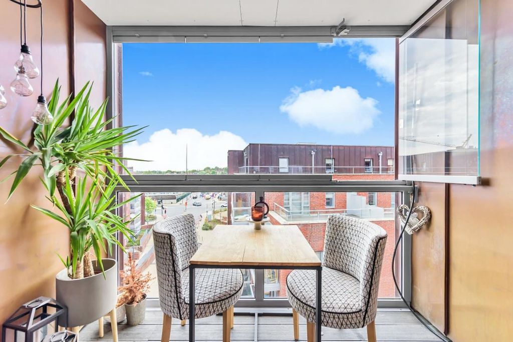 Property photo 3 of 9 18219898 (2).Jpg