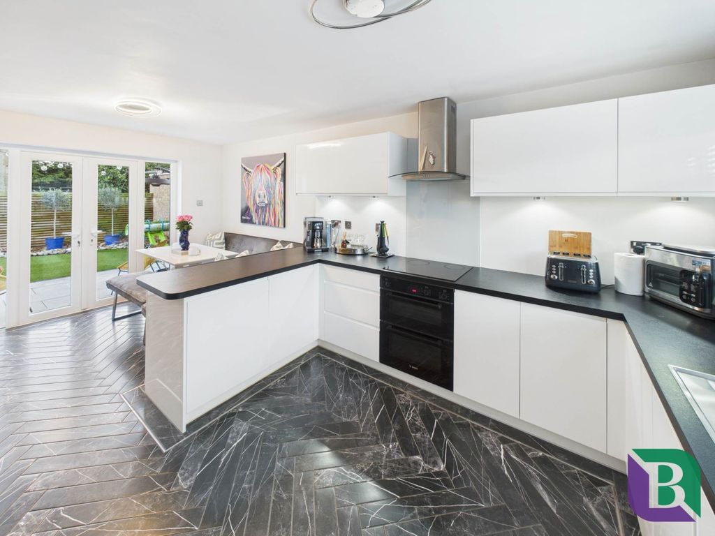 Property photo 2 of 29