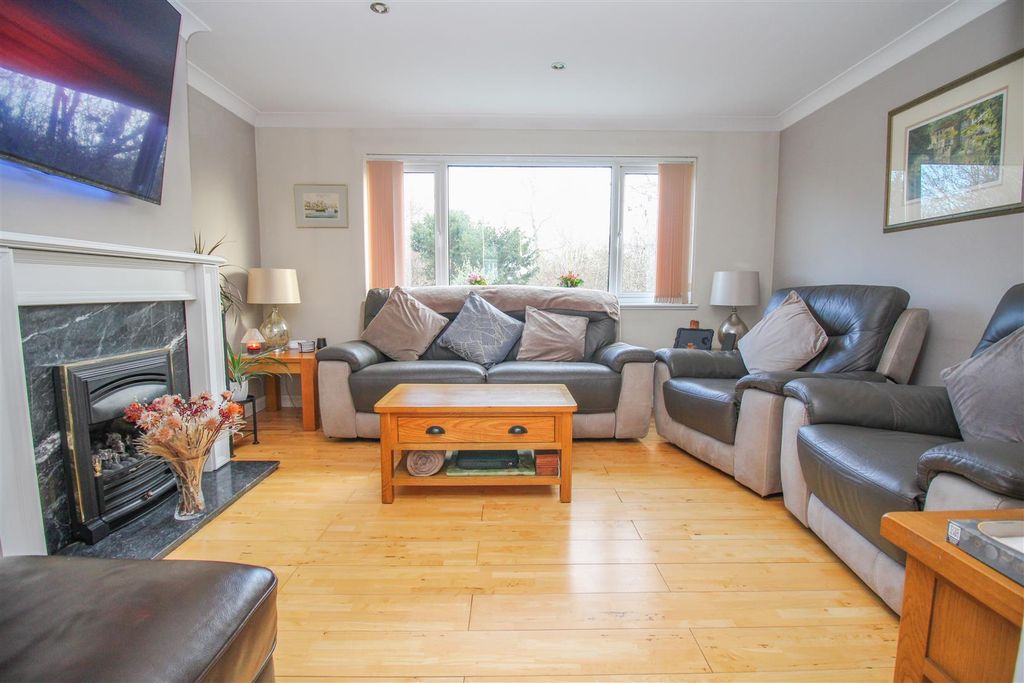 Property photo 3 of 14 Img_9863.Jpg