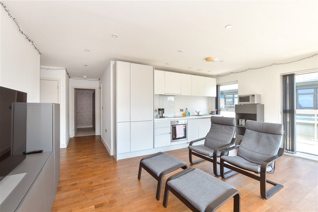 Property photo 3 of 13 Kitchen/ Living Room