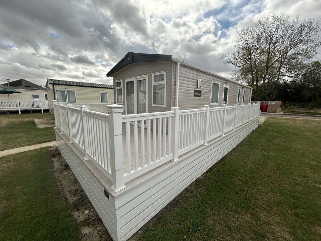 Property photo 1 of 6 3755893E 3d4c 4606 8Fae A5E1A12809Be