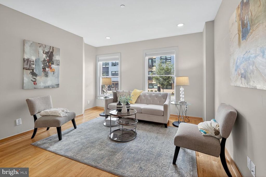 Property photo 2 of 18 <Alttext/>
