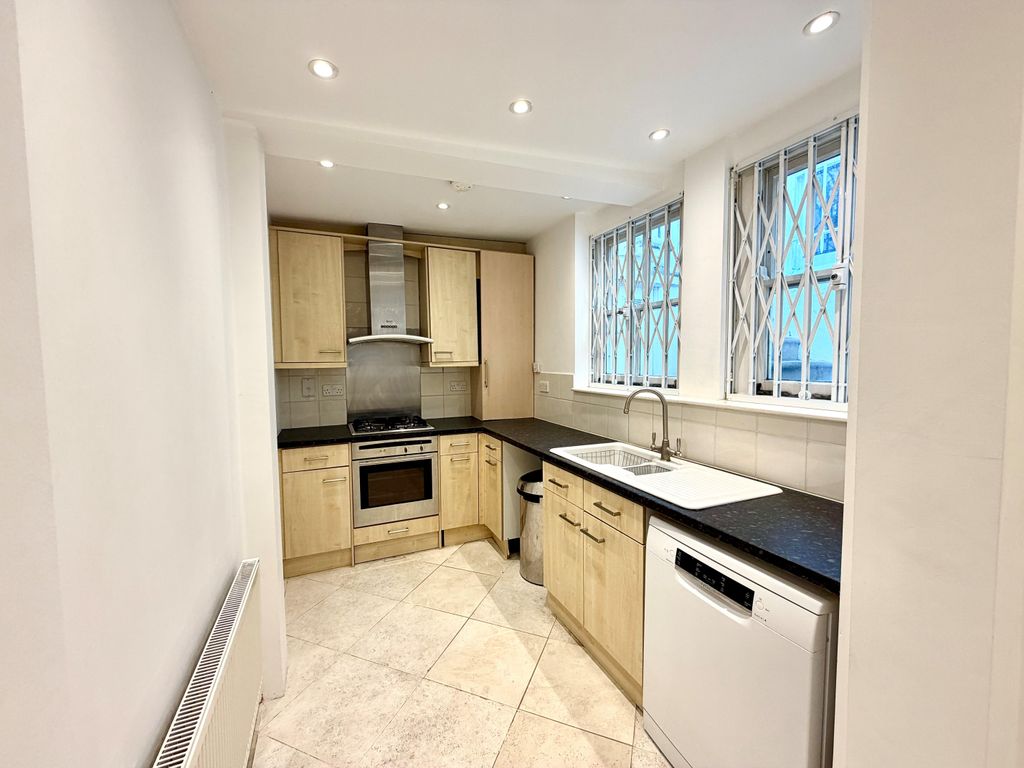 Property photo 3 of 13 Img_2391.Jpg