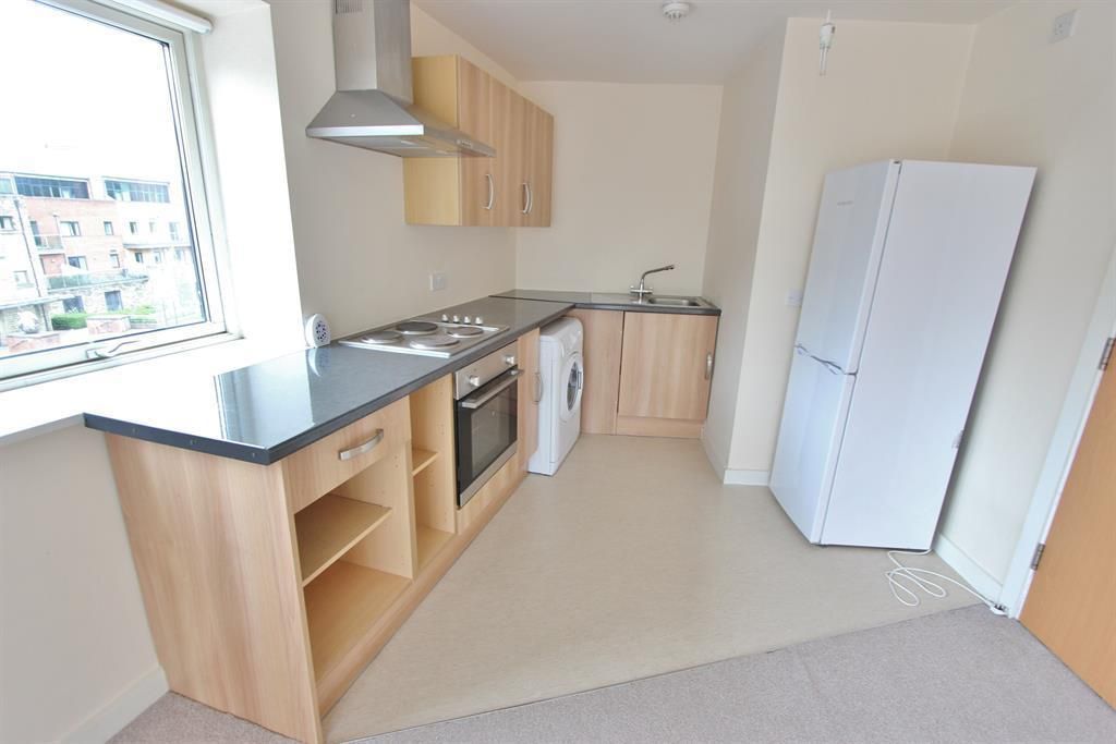 Property photo 3 of 13