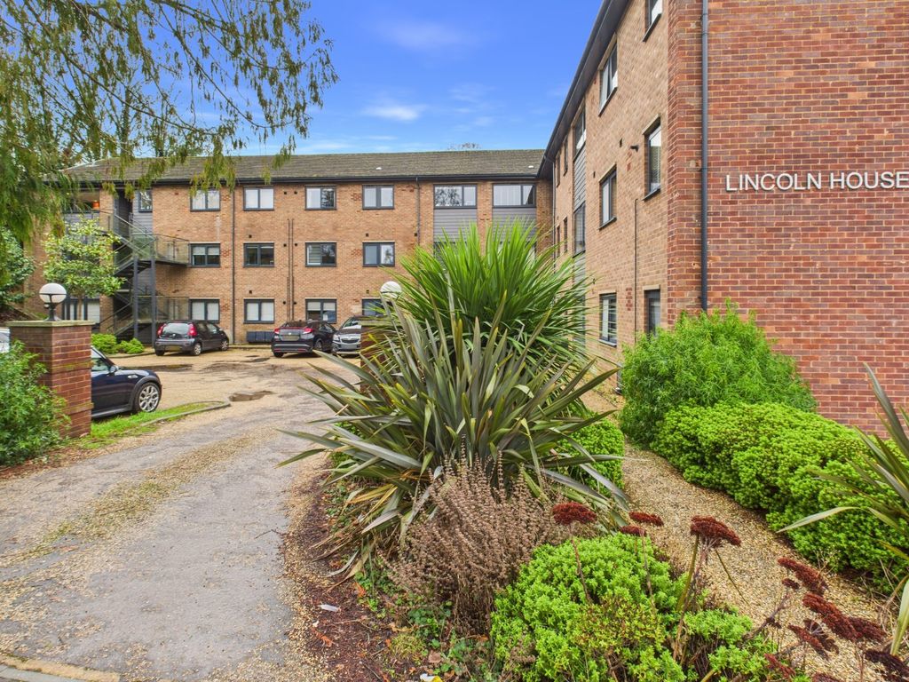 Property photo 1 of 12 Front Aspect