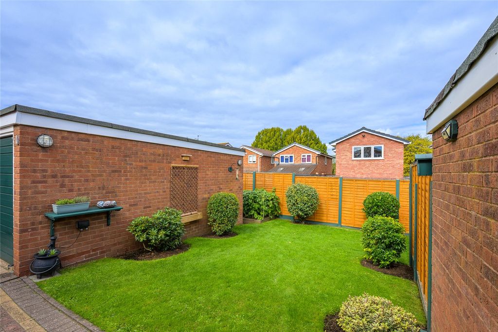 Property photo 2 of 36 Picture No. 12