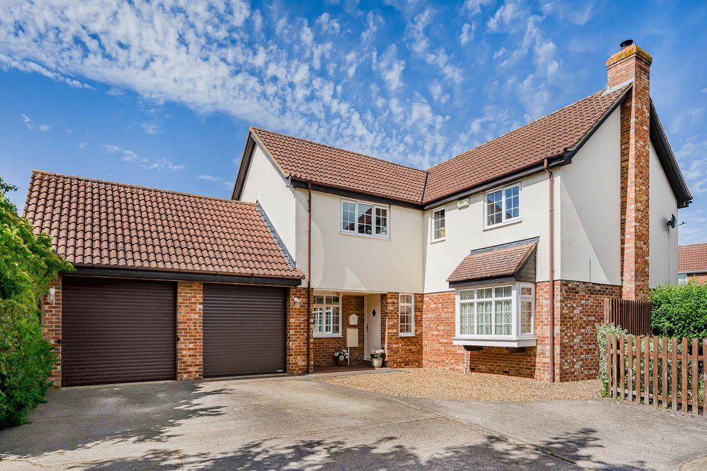 Property photo 1 of 31