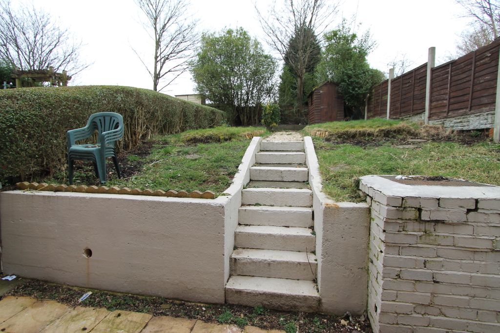Property photo 3 of 3