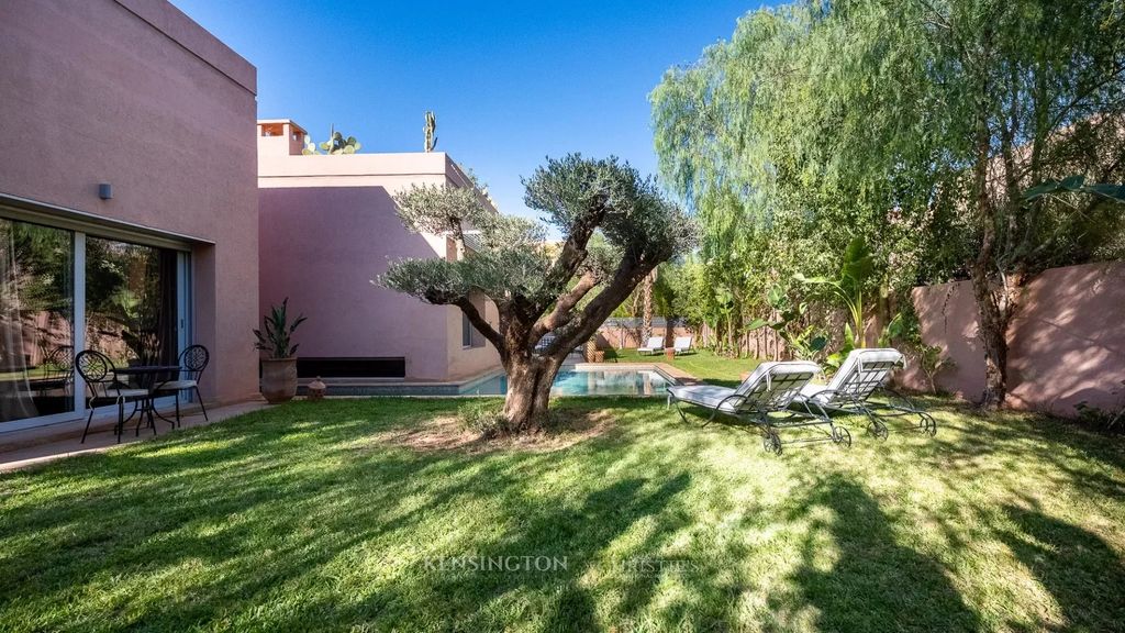 Property photo 2 of 30