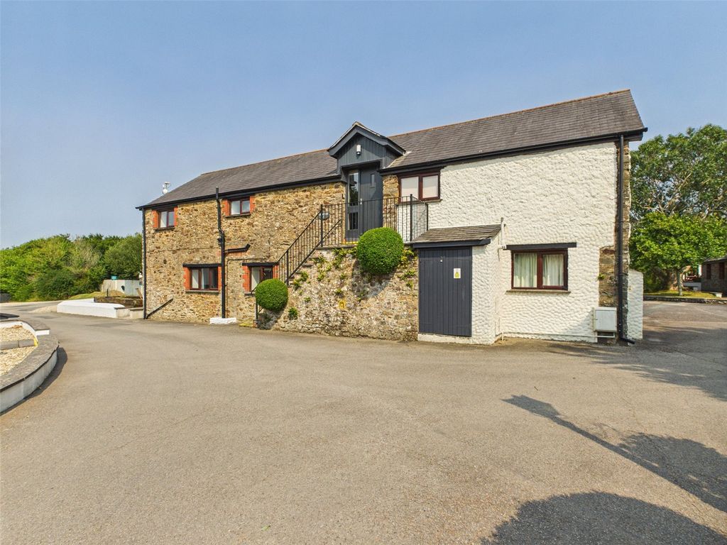 Property photo 1 of 10 Picture No. 01