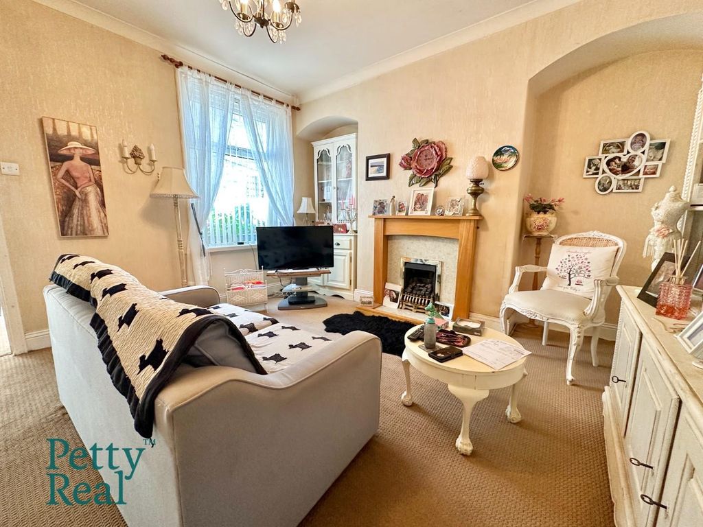 Property photo 3 of 13 06C17823-2854-4Cf5-9603-B915101Acaa7.Jpeg