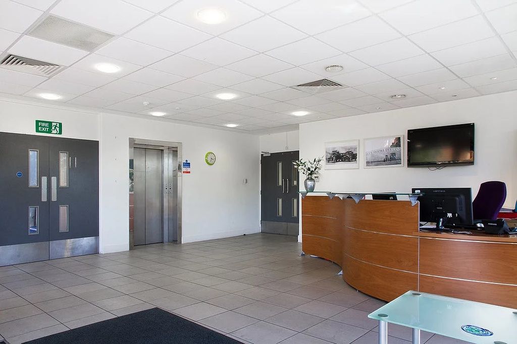 Property photo 1 of 9 Ezgif247910Cb148.Jpg