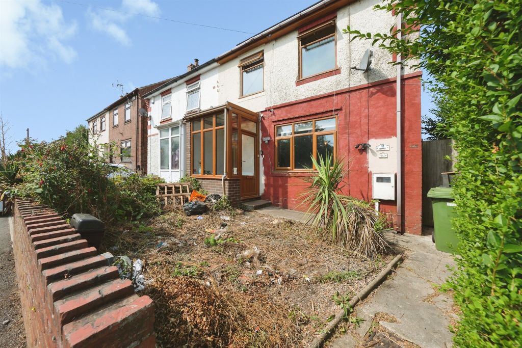 Property photo 2 of 30