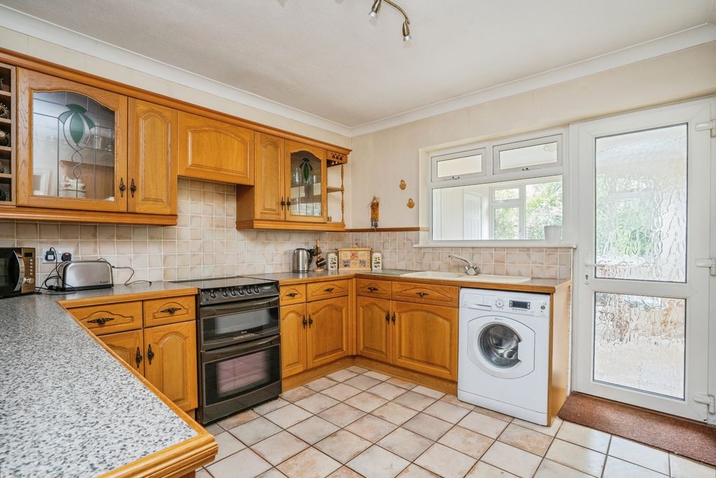 Property photo 2 of 16 Pbox-Img.Jpg