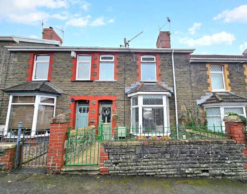 Property photo 1 of 33 Main Photo