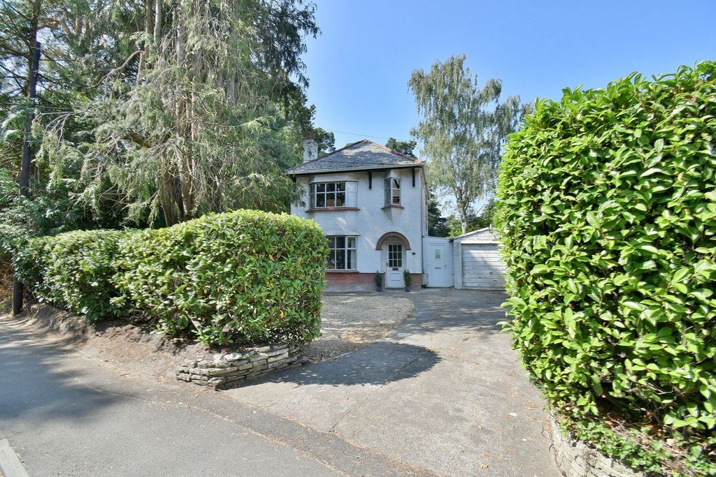 Property photo 1 of 19