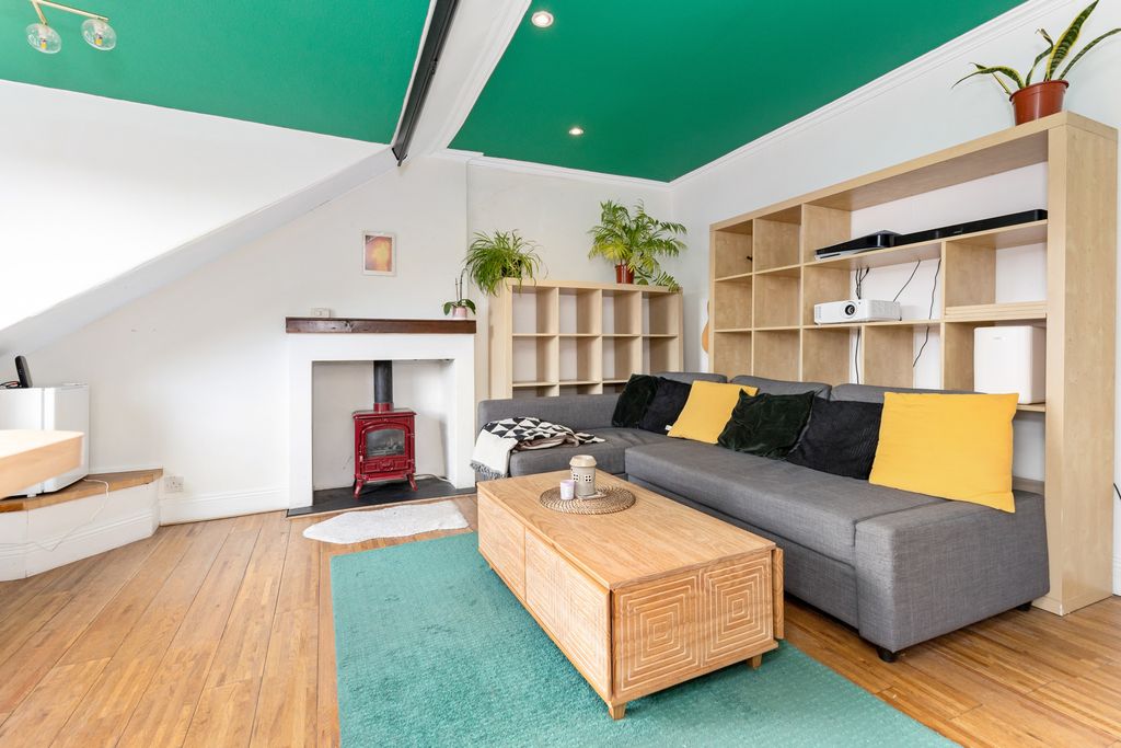 Property photo 3 of 16 Property Image 3