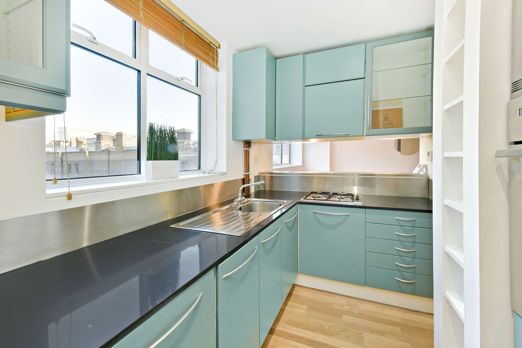 Property photo 2 of 15 Jll Mayfair L, 1 ...