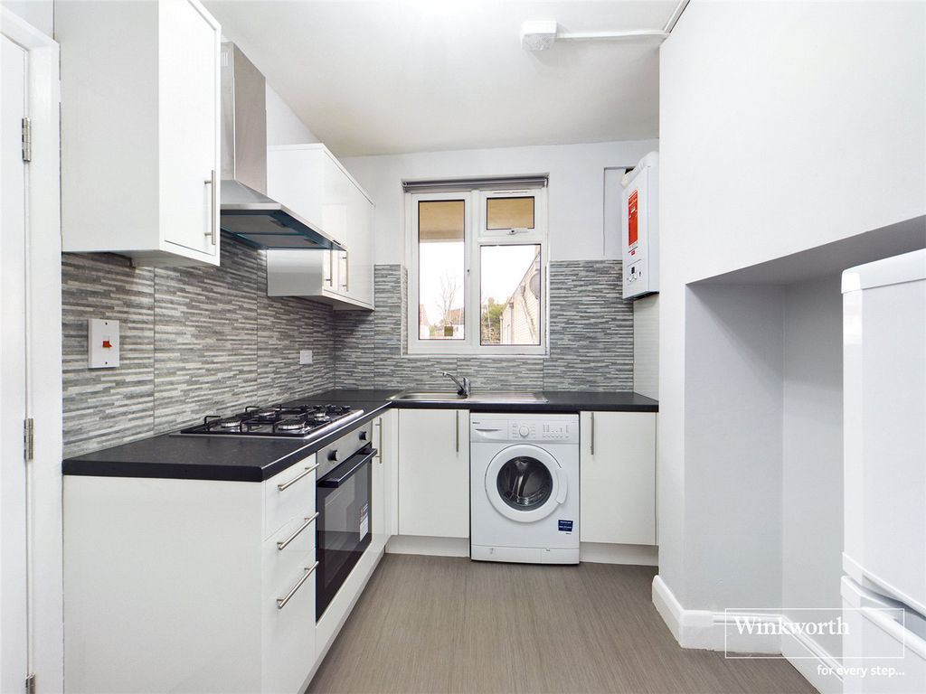 Property photo 1 of 5 Kitchen