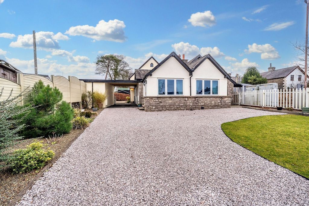 Property photo 1 of 53