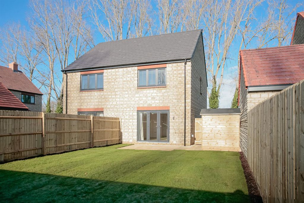 Property photo 3 of 10