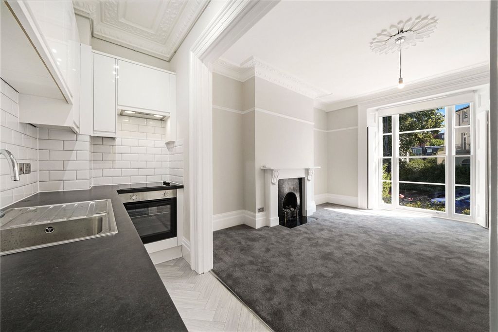Property photo 1 of 18 Picture No. 24