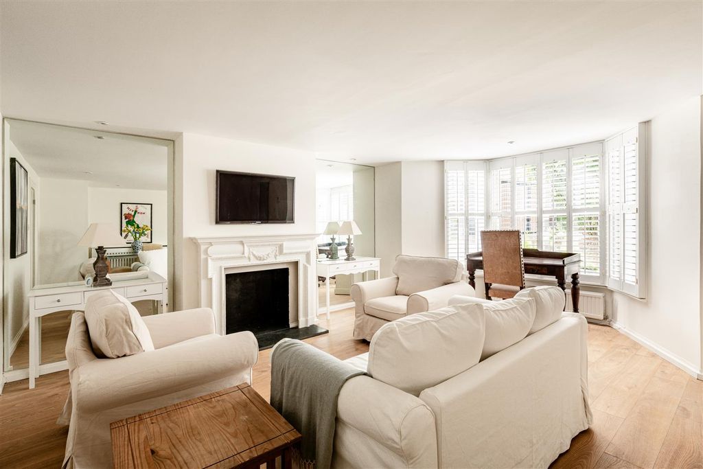 Property photo 2 of 10 Hammersmith Grove-24.Jpg