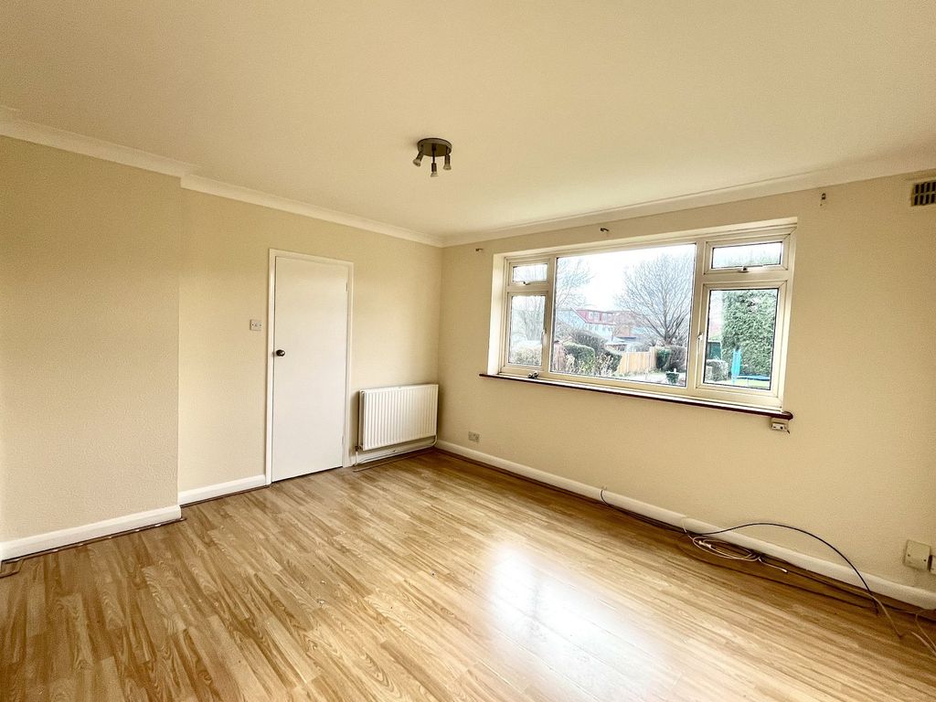 Property photo 2 of 8 Not Specified