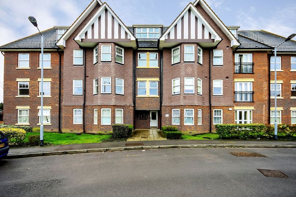 Property photo 1 of 1