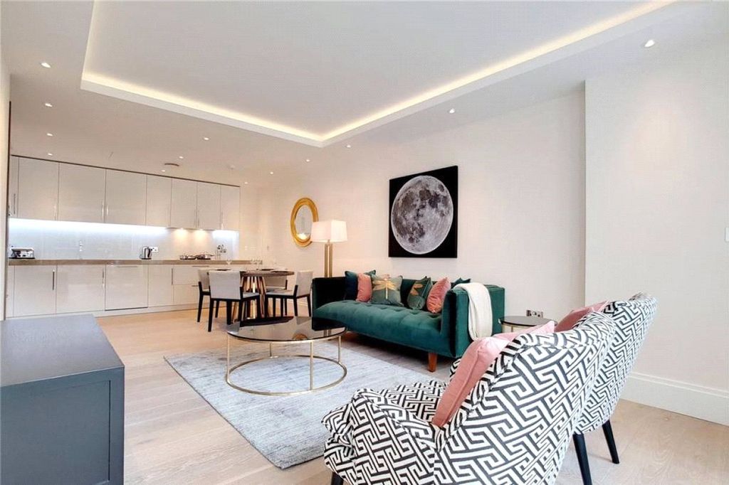 Property photo 1 of 16 Temple House