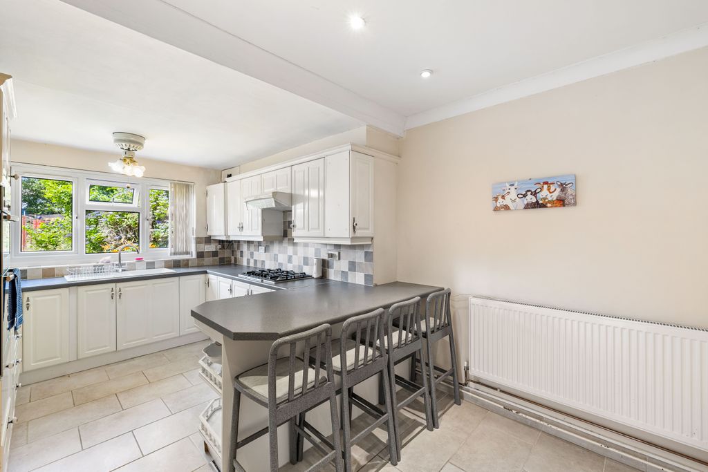 Property photo 2 of 14 Image12.Jpg
