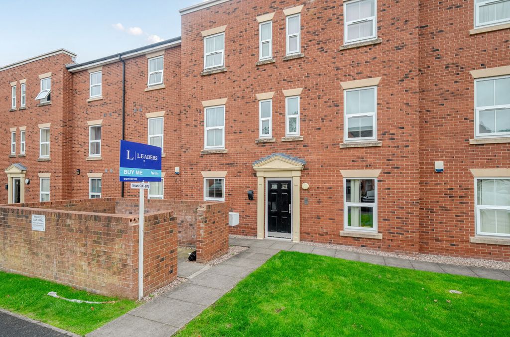 Property photo 1 of 9 1530896-7-1A1409c...