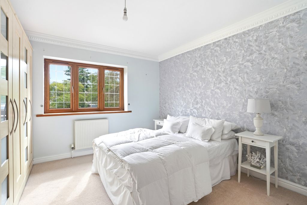 Additional image 28 of 6 bed detached house for saleBirchwood Dell, Bessacar, Doncaster DN4