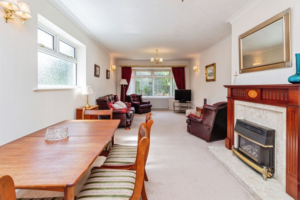 Property photo 3 of 20 Pbox-Img.Jpg