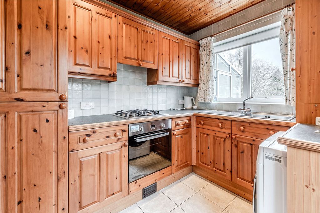 Property photo 2 of 15 Kitchen