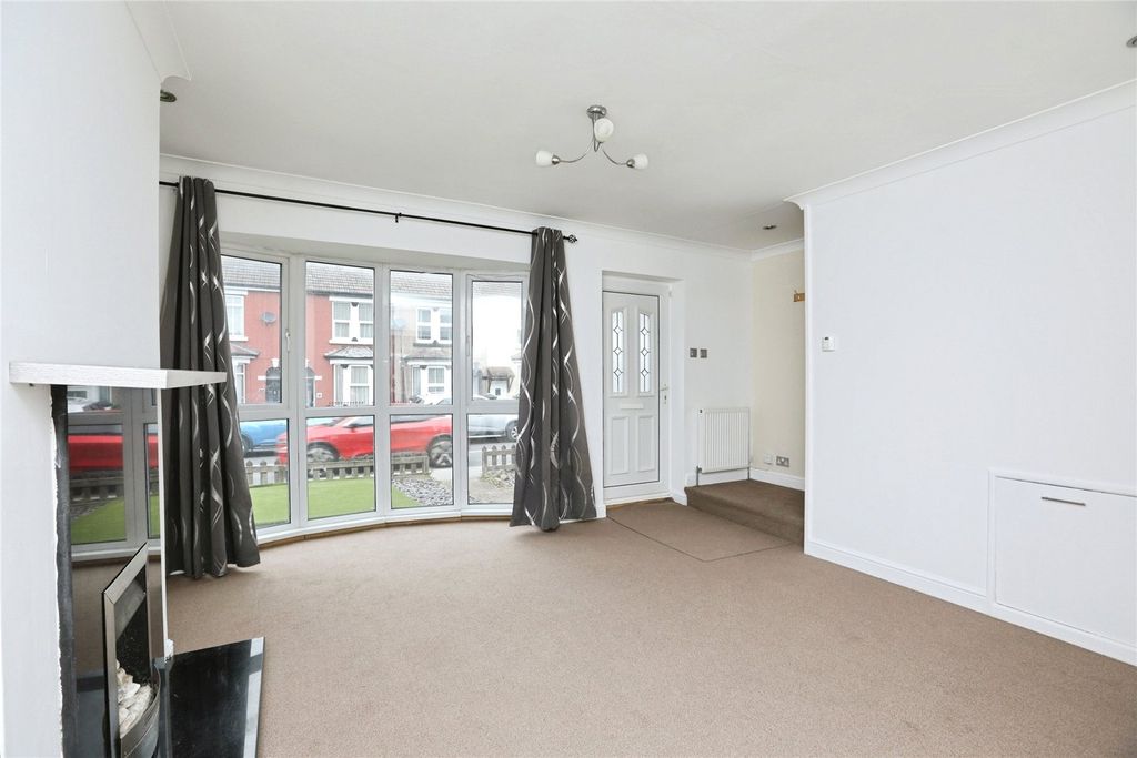 Property photo 2 of 21 Picture No. 05