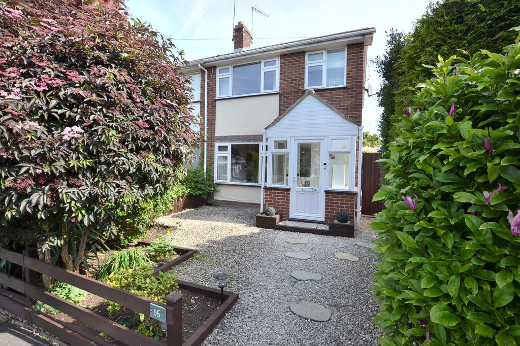 Property photo 1 of 25