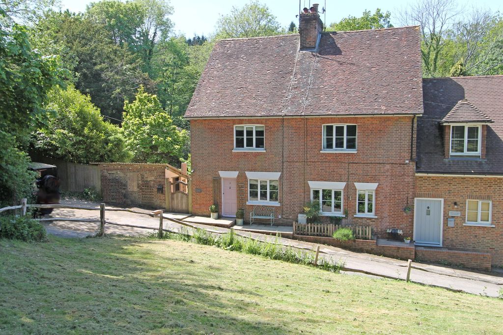 Property photo 1 of 20