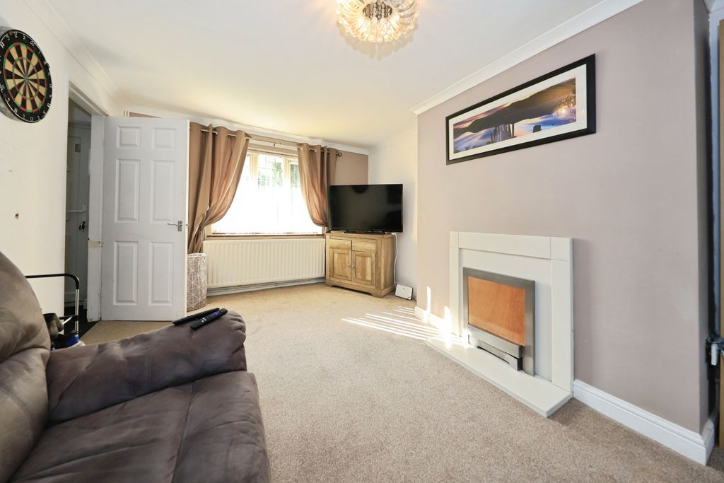 Property photo 3 of 14