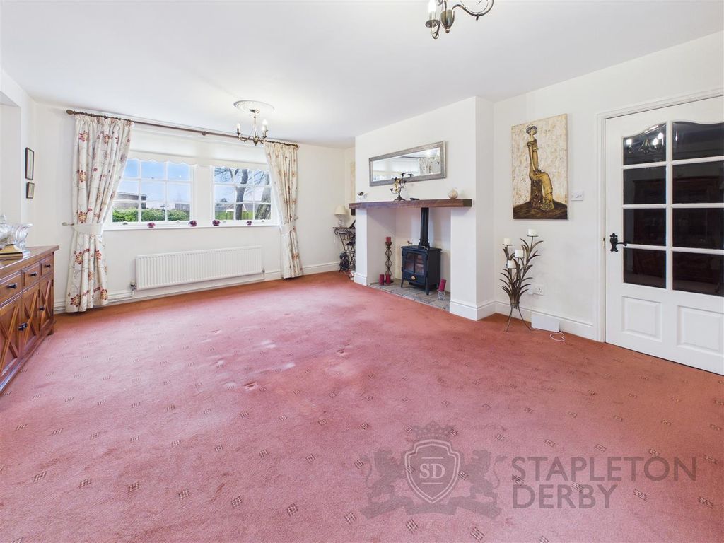 Property photo 3 of 22 Cam04709G0-Pr0325-Still001.Jpg